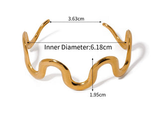 Sea wave cuff- 18k gold plated